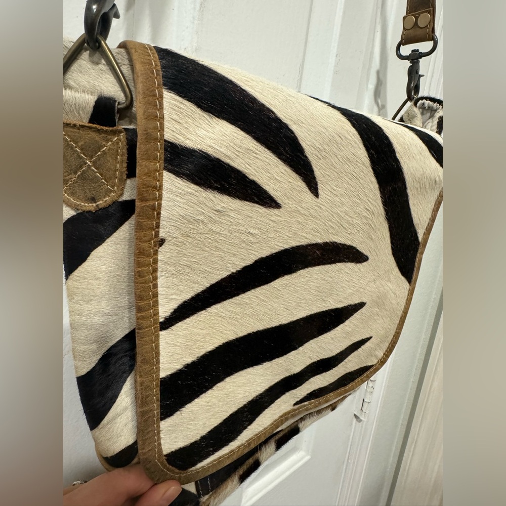 Myra Zebra Print Crossbody Bag - Picture 6 of 8